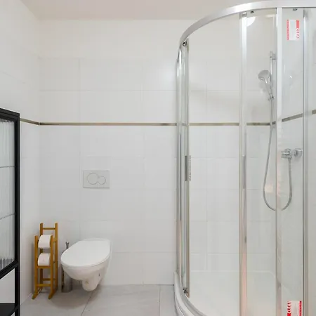 3-Room Apartment With Beautiful View Prague Exterior photo